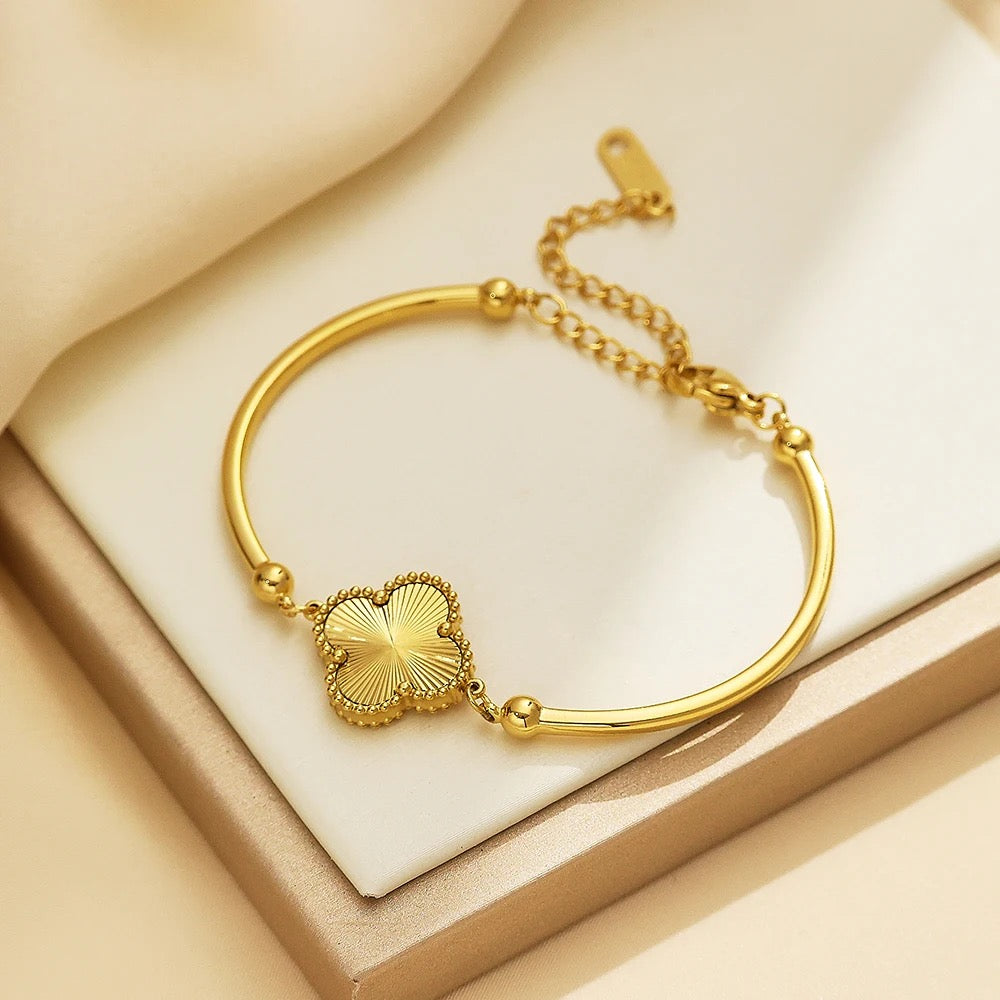 18K Gold Plated Four Leaf Clover Bracelet